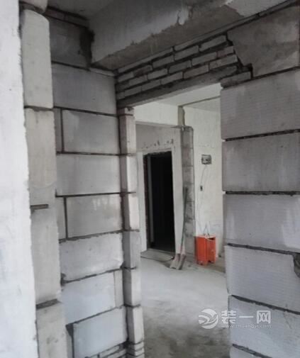 75平米两室一厅一卫砌墙完工图