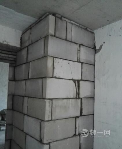 75平米两室一厅一卫砌墙完工图