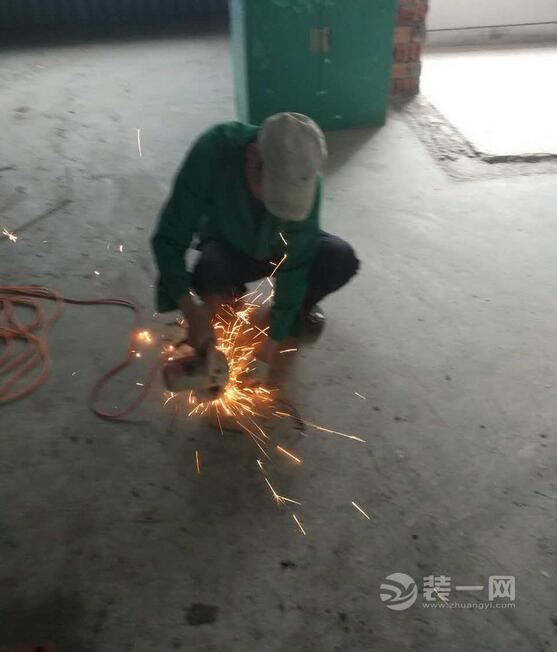 133平米四室两厅装修日记（上）：开工、铲墙